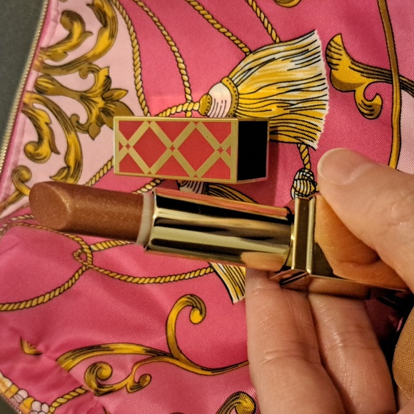 NEW Estee Lauder Lipstick - Picture 2 of 2
